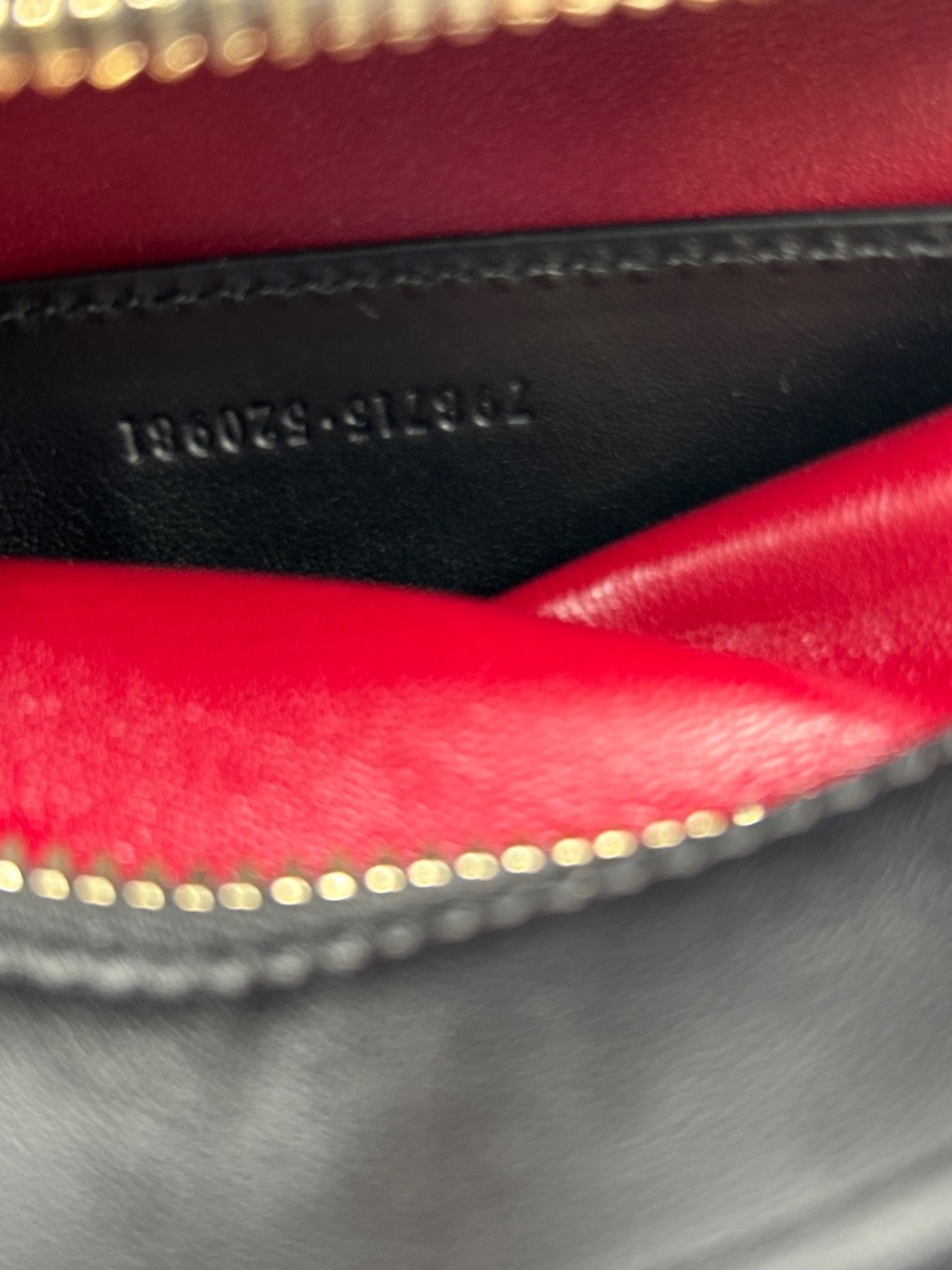 Women’s Gucci GG Marmont Multi-Compartment Small Shoulder Bag. Made in Italy. - Picture 7 of 13